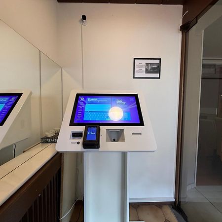 Hotel Hafner - Self Check-In Stuttgart Eksteriør billede
