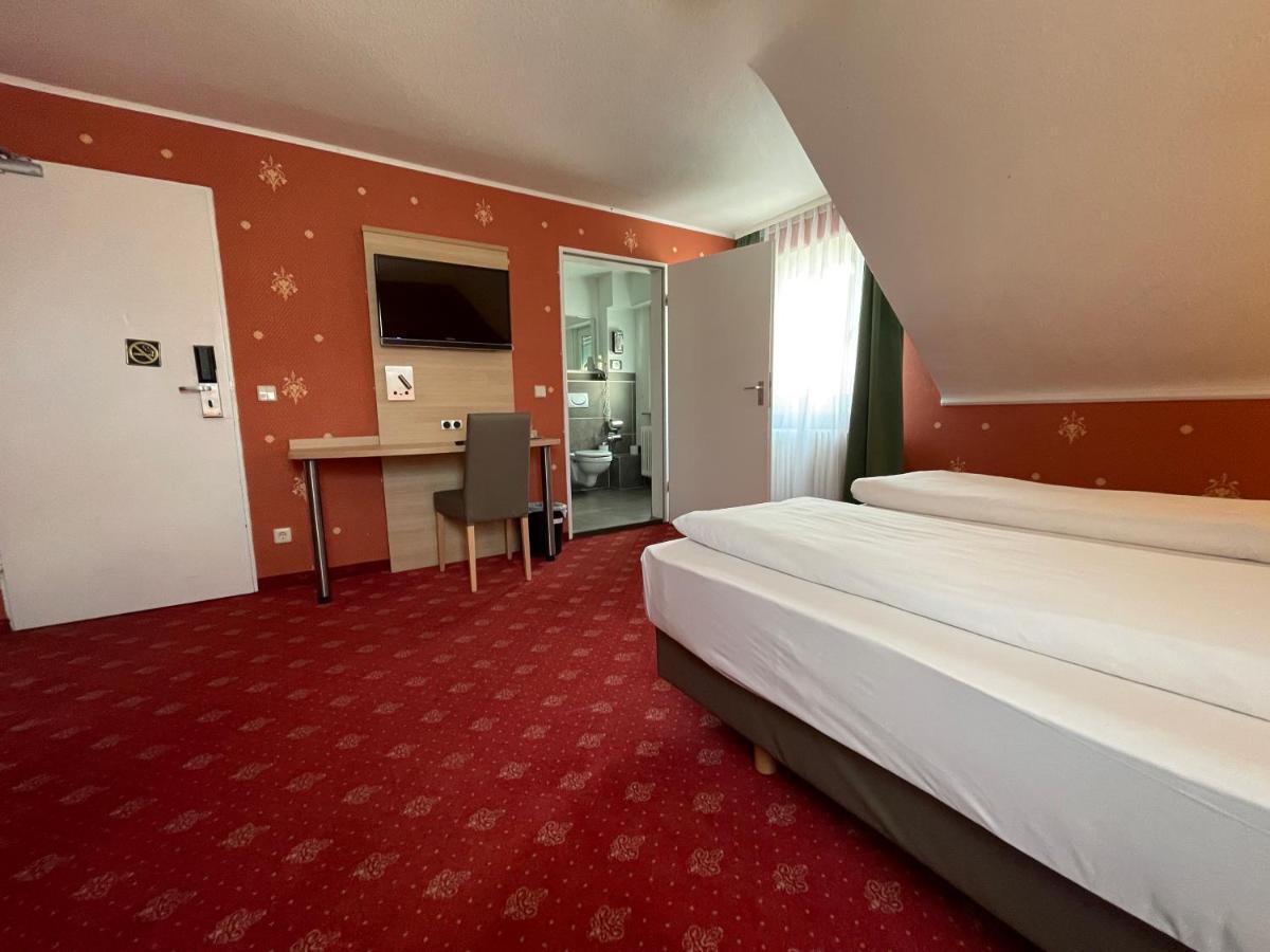 Hotel Hafner - Self Check-In Stuttgart Eksteriør billede